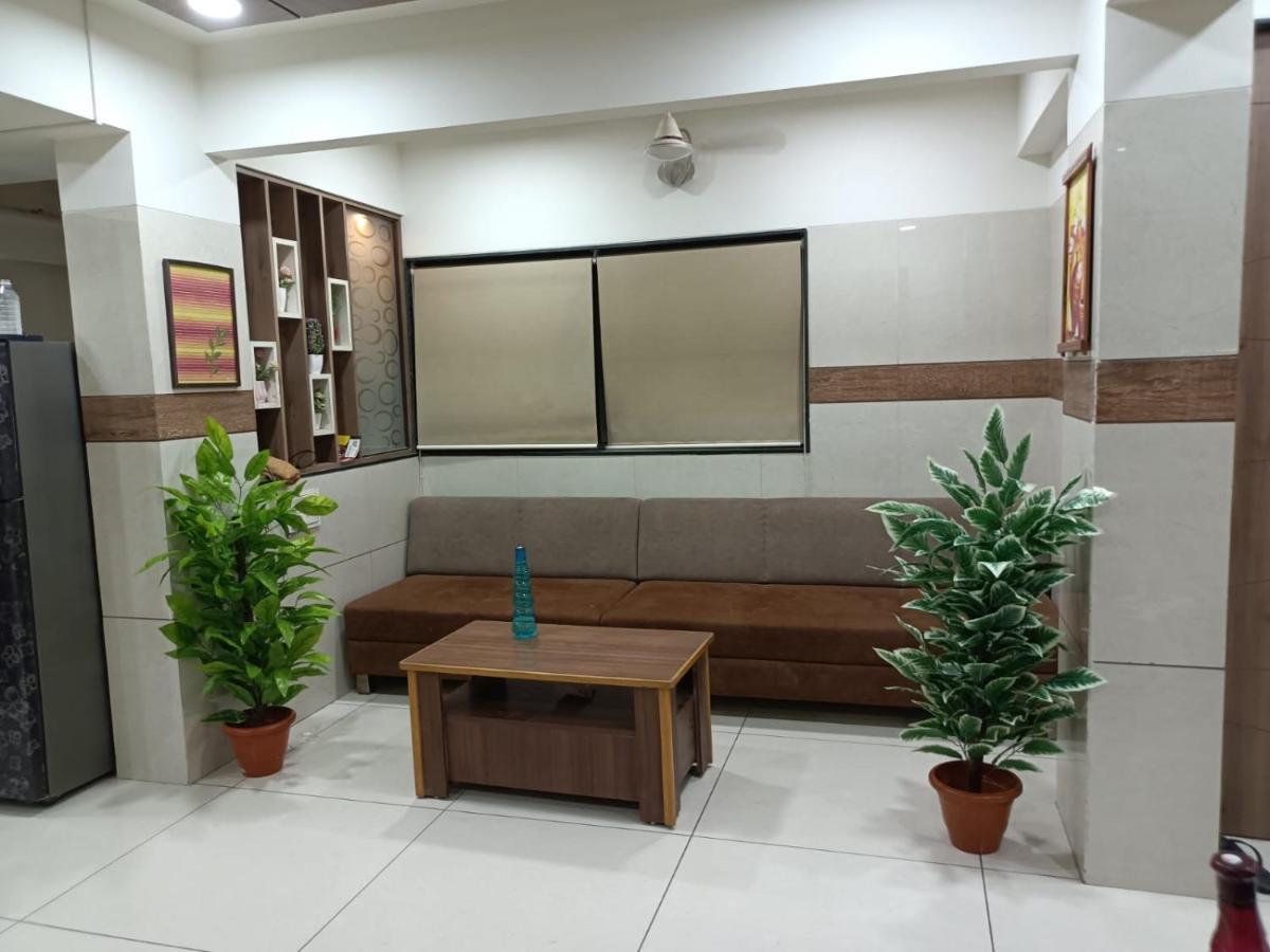 Hotel Royal Sky Ahmedabad Exterior foto